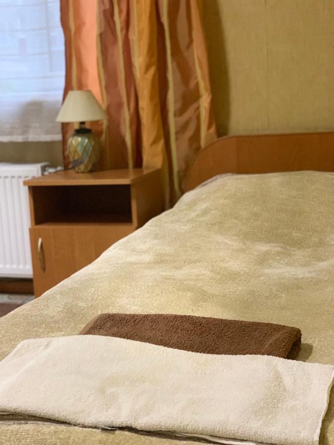 Hotel Uyut Кременчуг Экстерьер фото