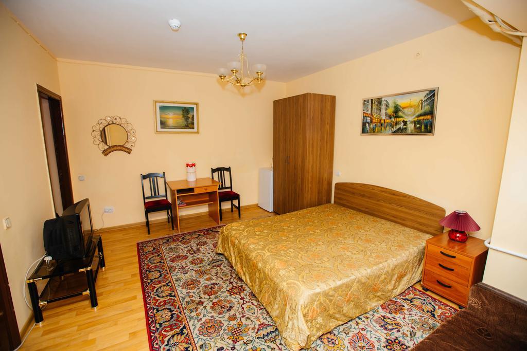 Hotel Uyut Кременчуг Номер фото