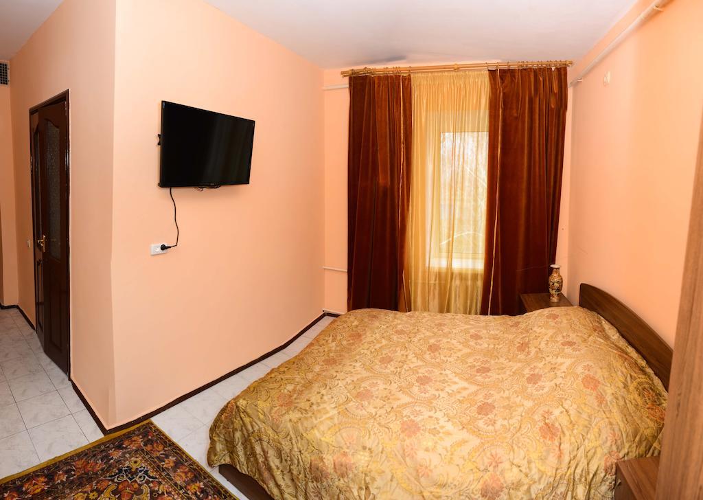 Hotel Uyut Кременчуг Номер фото