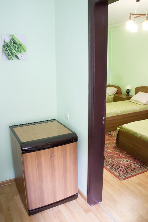 Hotel Uyut Кременчуг Экстерьер фото